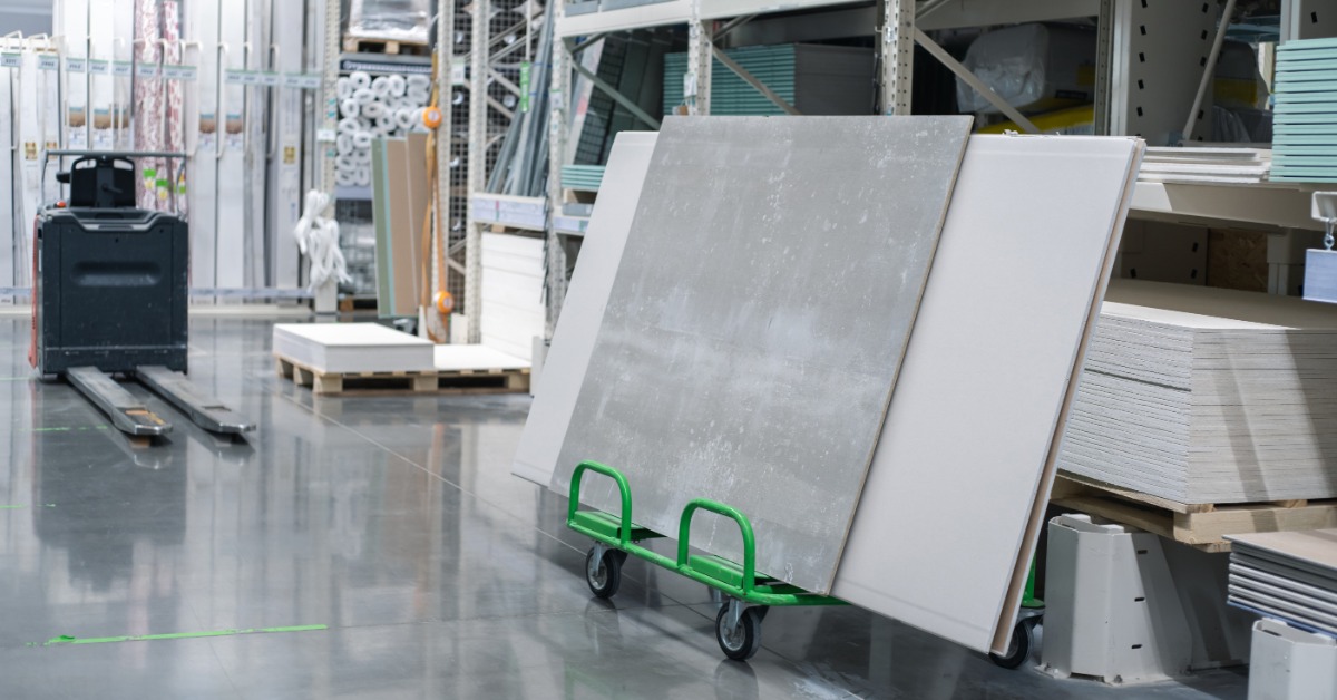 Material Handling Equipment That Boosts Productivity